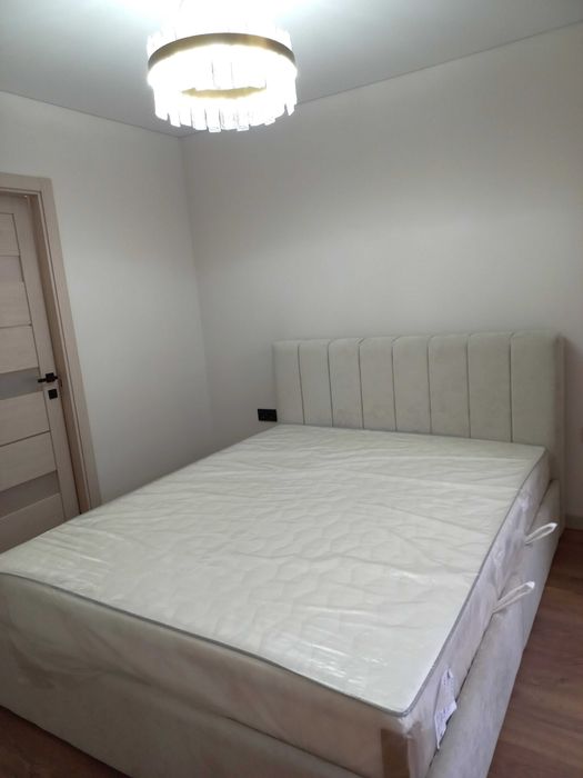 Продаж 2-х кімн.квартири  в цегляному будинку по  вул. Героїв 128-ї бригади  з дизайнерським ремонтом і газ.опаленням!