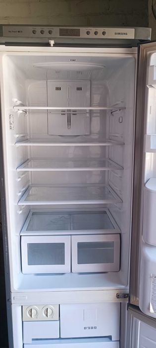 Холодильник Самсунг Сухой заморозки