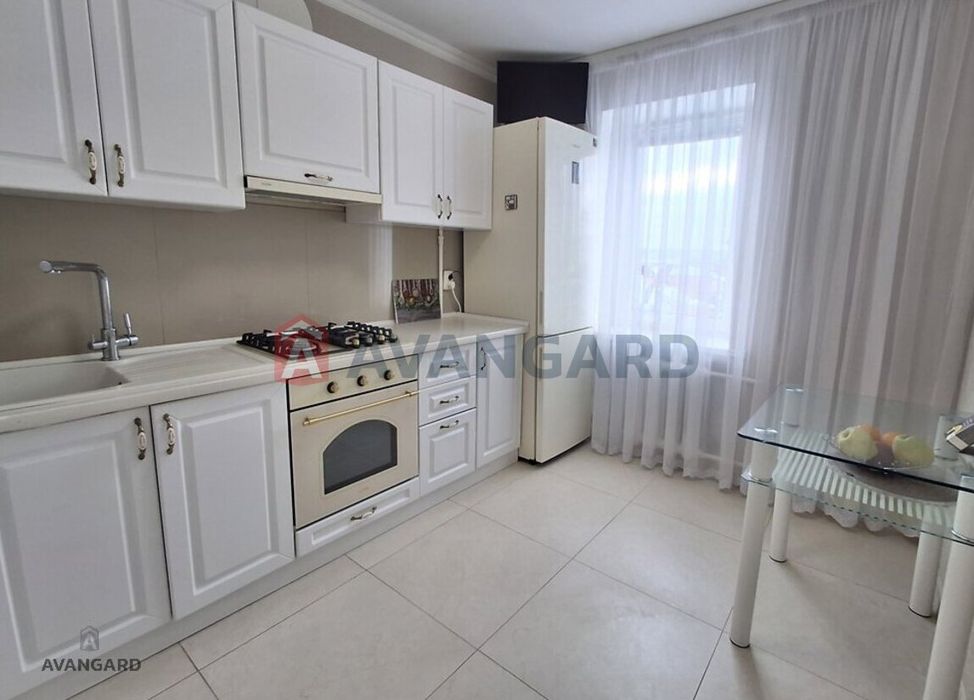 Сучасна двокімнатна квартира в цегляному будинку на 4 поверсі