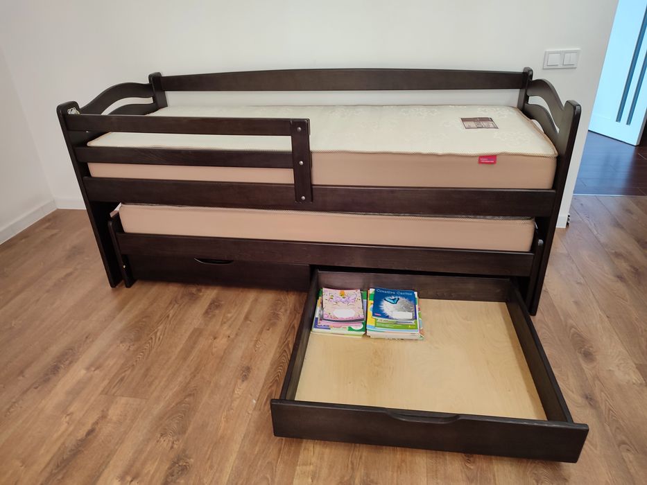 Дитяче ліжко букове з висувним спальним місцем, шухлядами,без матраців