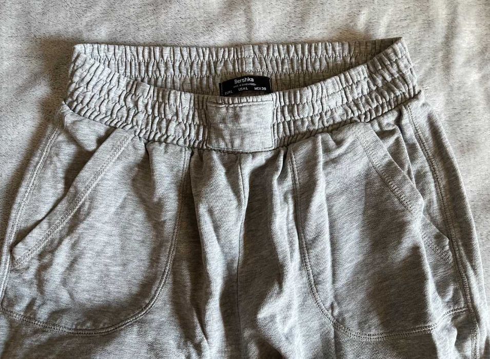 Spodnie dresowe Bershka Brooklyn USA | L | Szare