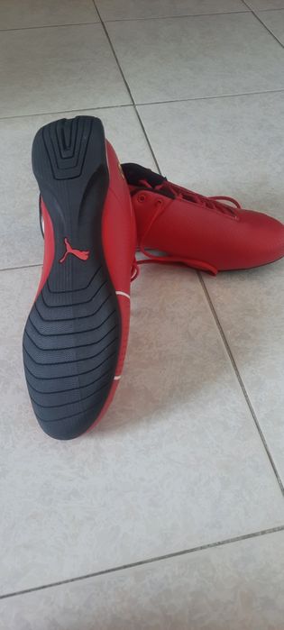 Sapatilhas Puma/Ferrari. Novas e ainda na caixa original. Número 42
