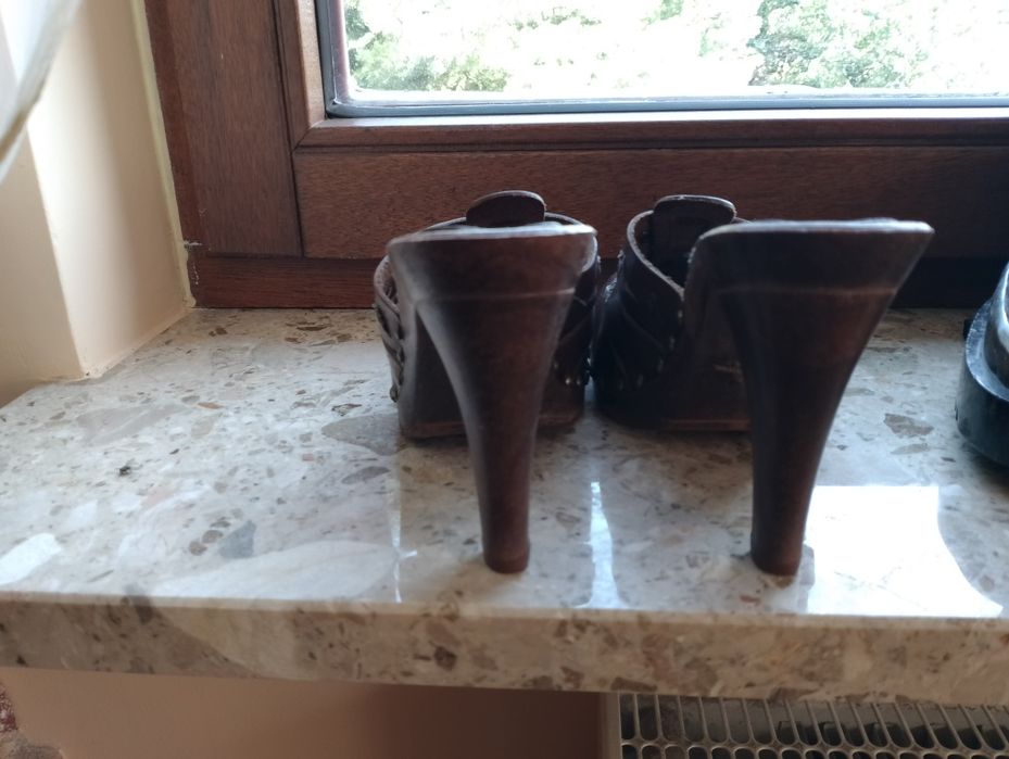 Klapki Jennifer Lopez