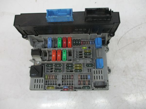 Caixa fusíveis / SAM / BSI BMW 1 (E87)