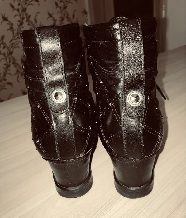 Модні жіночі СНІКЕРСИ