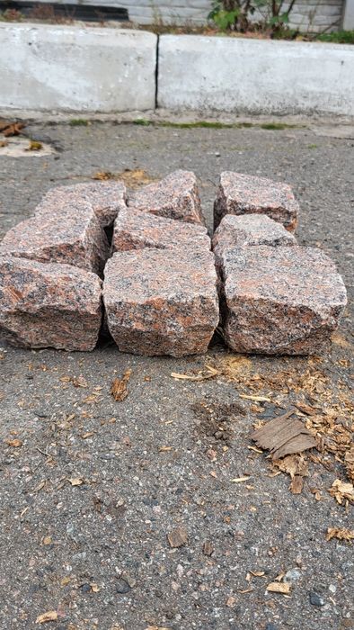 Гранітна бруківка