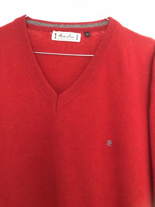 Czerwony wełniany swetrek meski