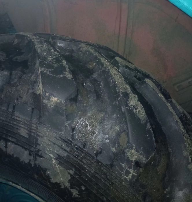 Трактор ХТЗ Т-150, двигун ЯМЗ-236, на 180 к.с., з 5 корп. ПЛУГОМ, 1990