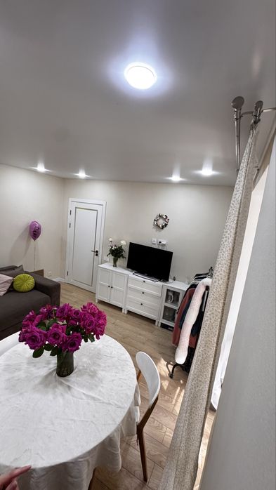 Продается 2-комнатная квартира 50 м² с ремонтом и техникой