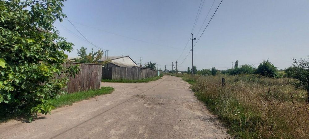 Продаж КОМЕРЦІЯ    900  м²