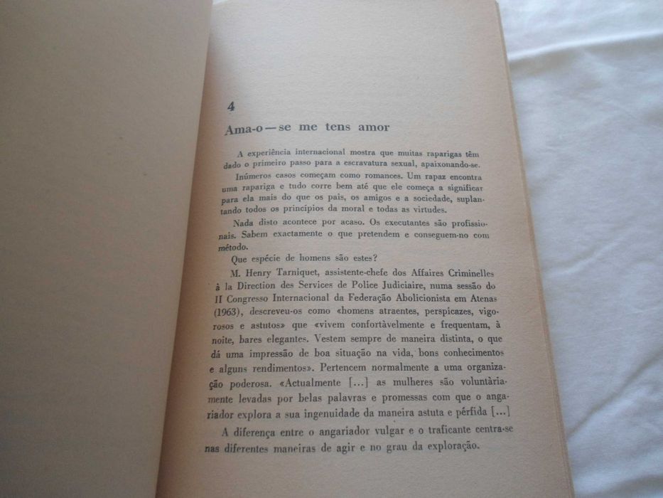 Escravatura Sexual por Stephen Barlay