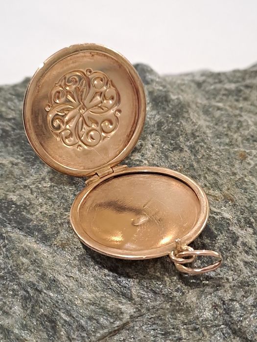 Piękna złota zawieszka Puzderko Pr.583/585 Stan idealny 2.4 cm