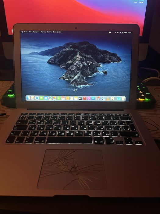 Apple MacBook Air 13 2017 [Intel i5 / 8Gb / 128 Gb]