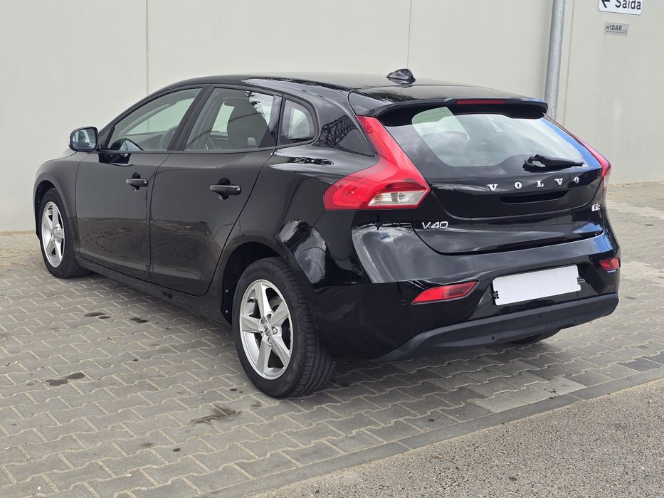 Volvo V40 D2 2.0D