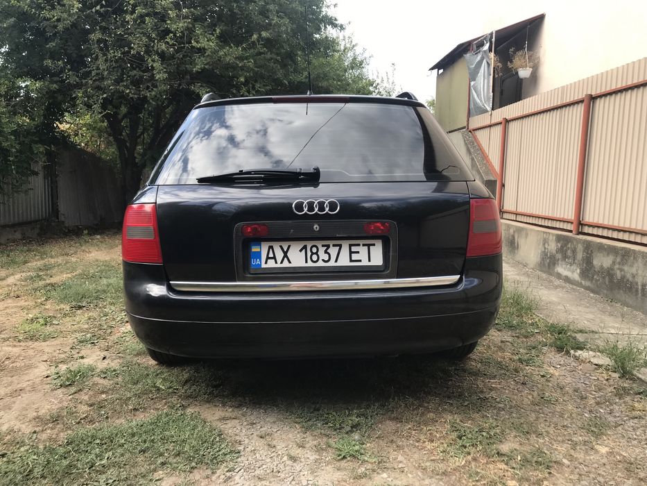 Продам Ауди А6С5 2,4 бензин