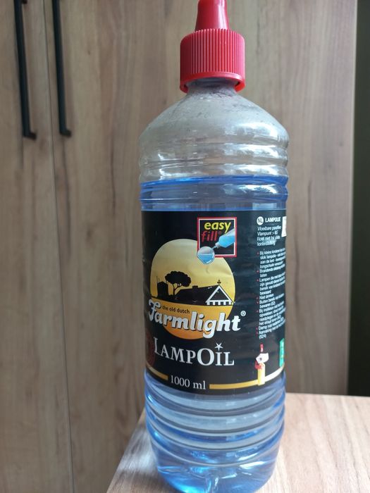 Stara szklana lampa olejowa