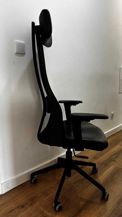 Cadeira giratória Ikea