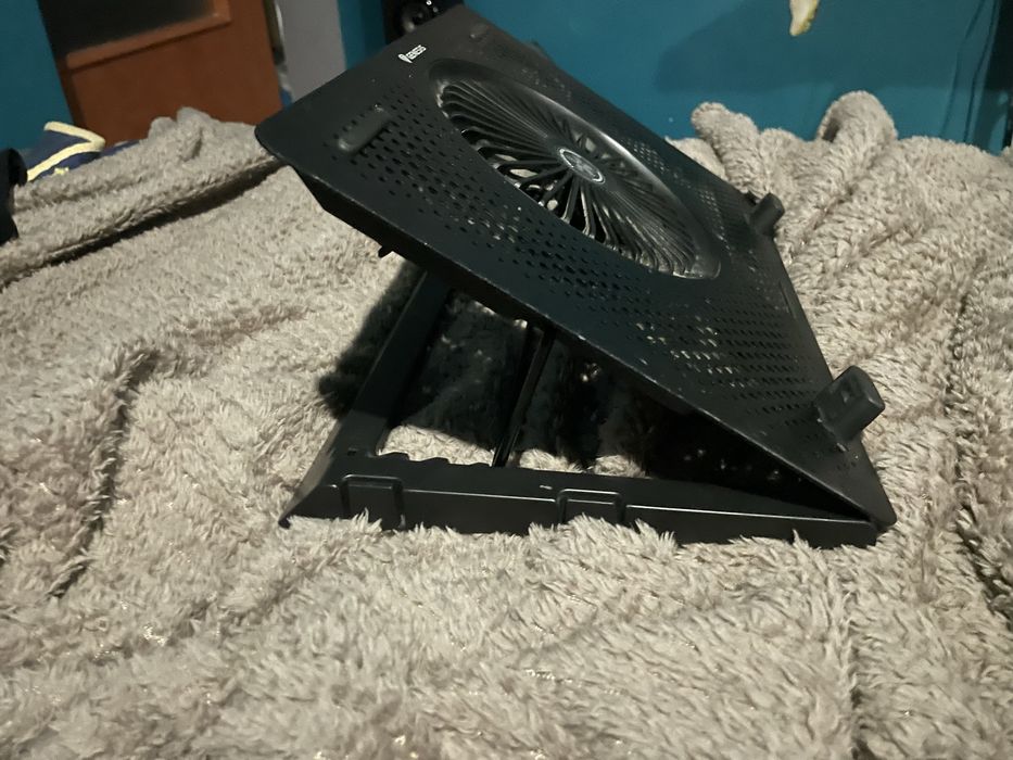 podkladka chlodzaca pod laptop
