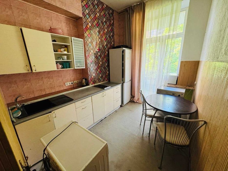 Продам квартиру з каміном вул Басейна 15 Центр Бесарабка Хрещатик