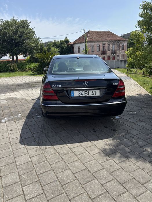 Mercedes W211 E220 2005