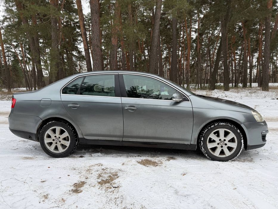 Продам Volkswagen Jetta