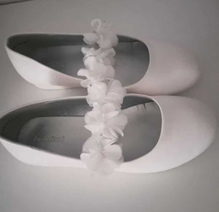 Buty komunijne dla dziewczynki rozmiar 33