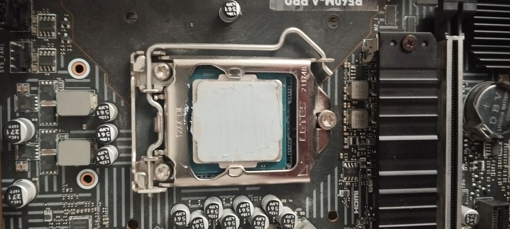 Материнська плата і проц MSI B560M-A PRO. i3 10105f   кулер бокс