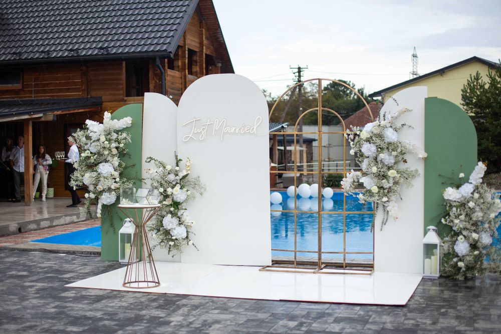 Є СВІТЛО!Оренда будинку подобово з великим залом!Басейн з підігрівом