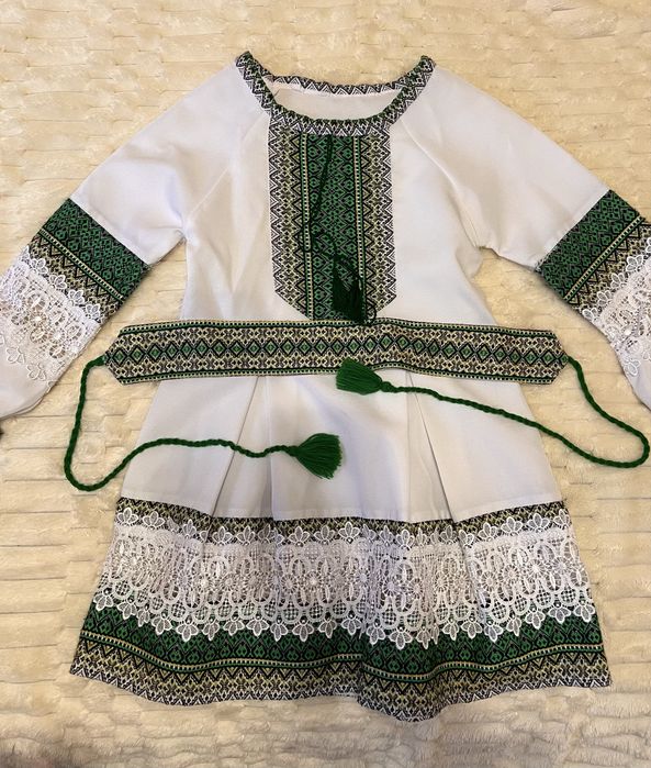 Сукня-вишиванка на 4-7 р