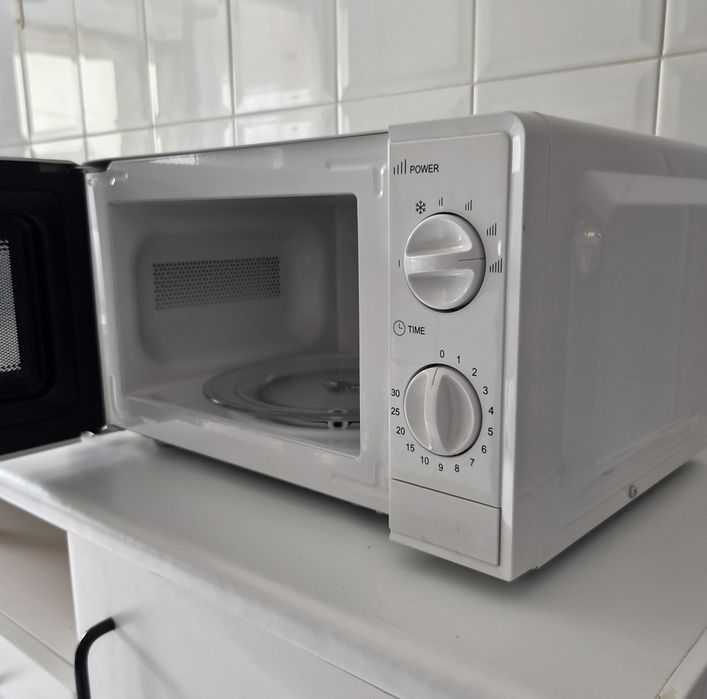 Microondas Confortec509843956533841922