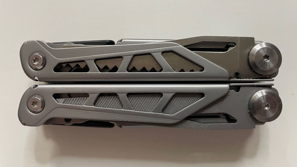 Urberg Stainless Multi Tool (8)