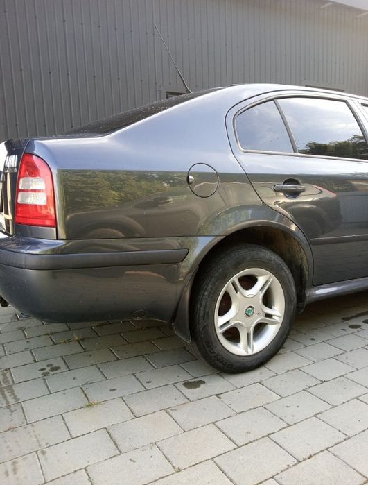 Продам автомобіль skoda