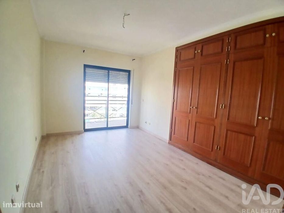 Apartamento T4 em Faro (Sé e São Pedro) de 210,00 m2