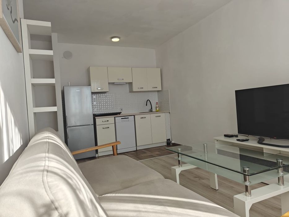Mieszkanie 2 pokoje/35m/1000 zł/parking/zmywarka/winda/ obniżka ceny