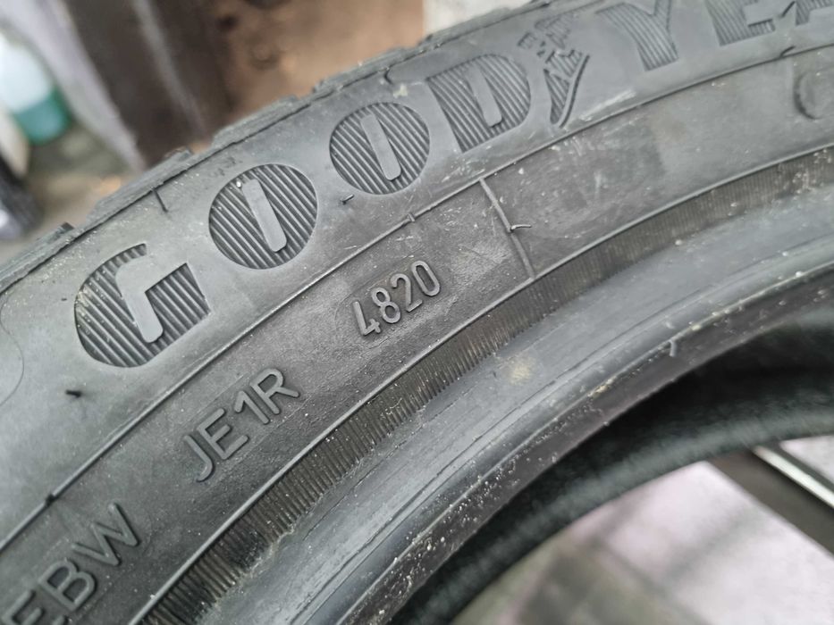 195/55/20 95H Goodyear Vector 4S Gen-2 Dot.4820R