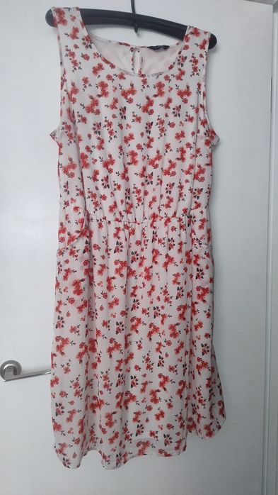 Продам жіночу сукню