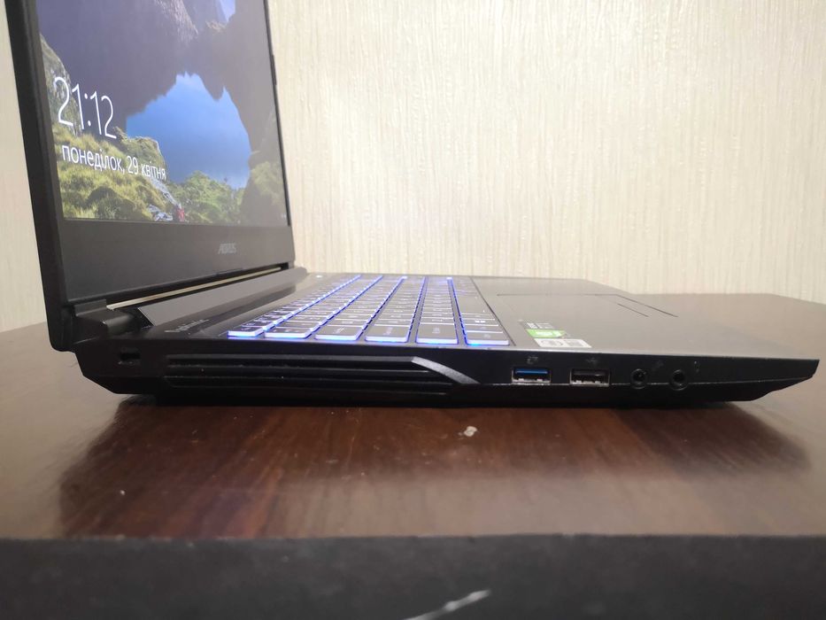 Ноутбук Gigabyte AORUS 5 KB I7 10750h rtx 2060 6 Gb | 16 Gb RAM