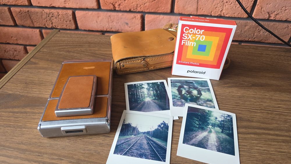 Polaroid SX70 Land Camera