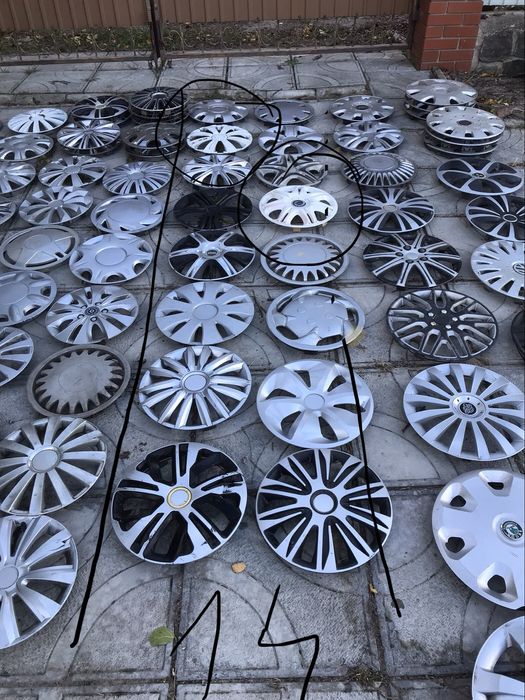 Колпак на колесный диск