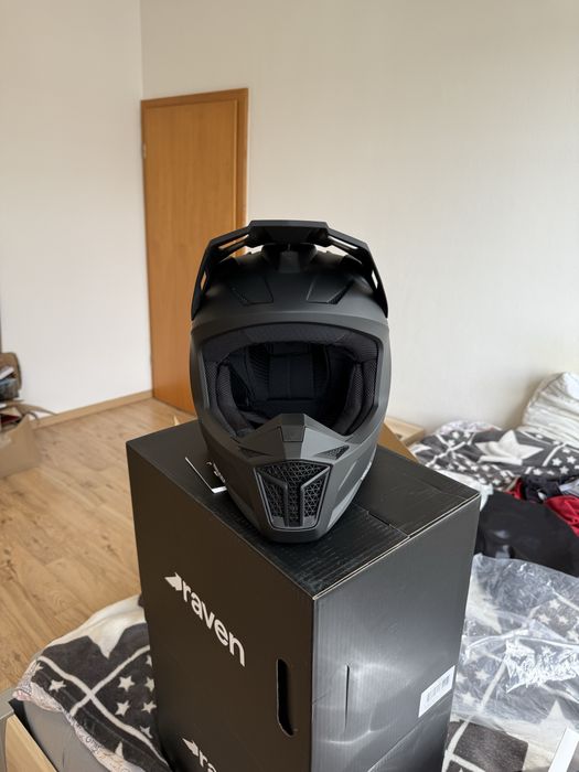 Кросовий мотошолом Raven Onyx 2026