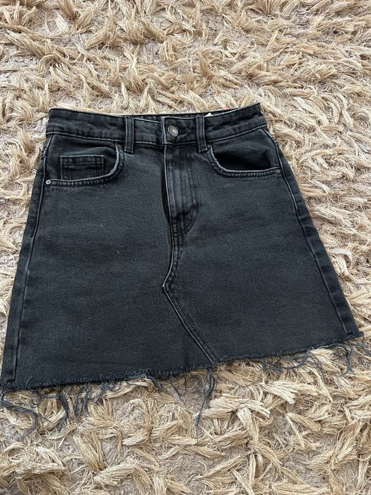 Продам нову спідничку sinsay!