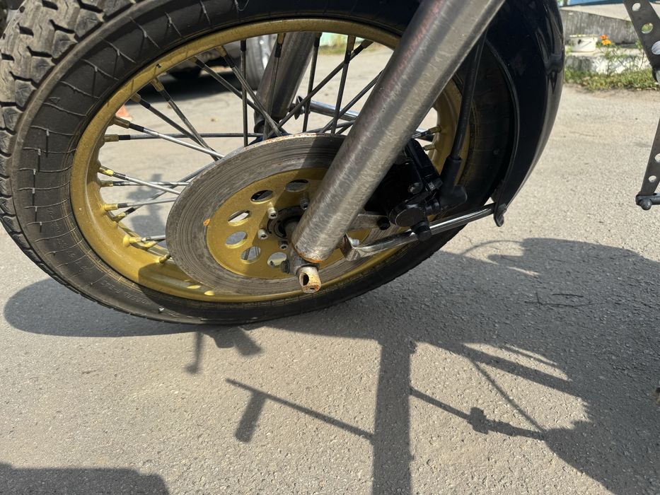 Мотоцикл днепр 11