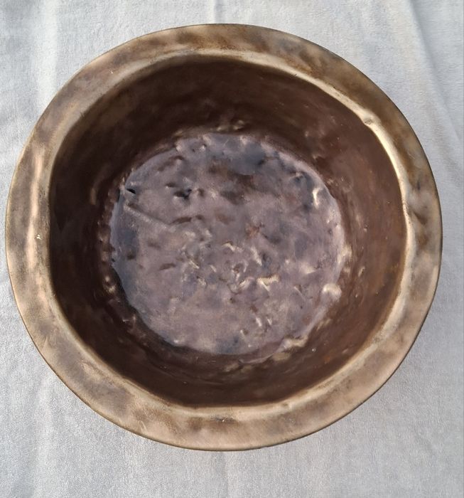 Продам миску латунну