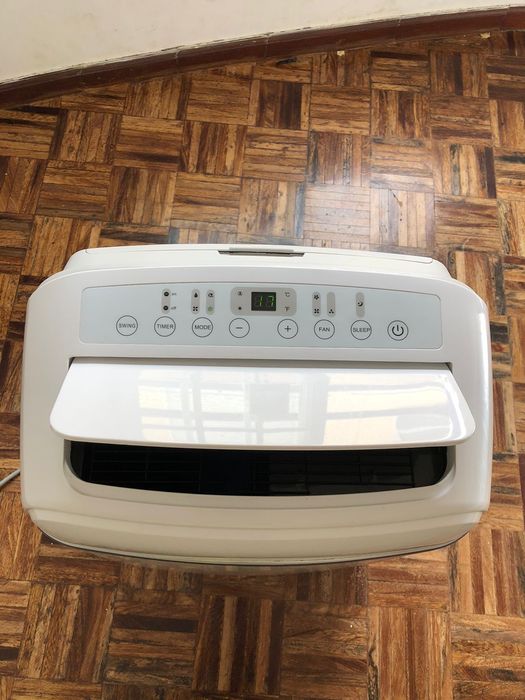 Ar condicionado e aquecedor (dupla funçâo)