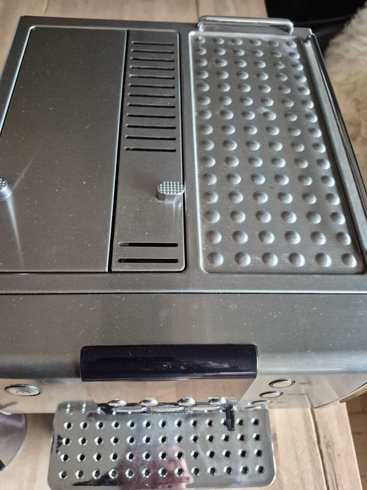 Ekspres Delongi Primadonna