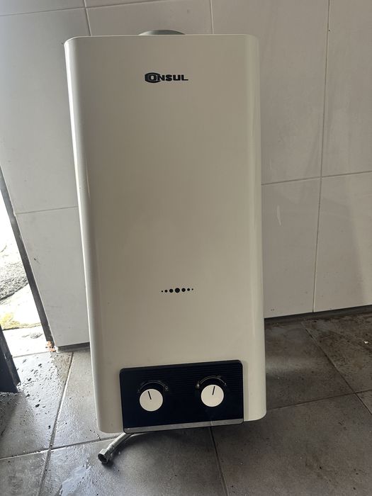 Esquentador Consul.