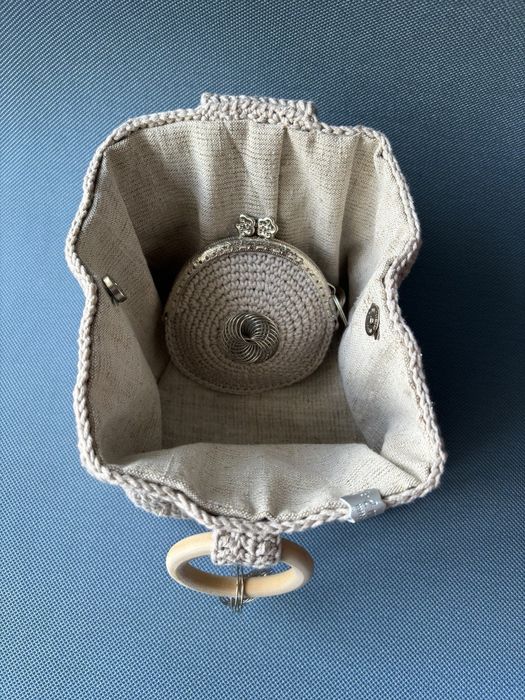 Novo. Bolsa e carteira de malha DIY, em um único exemplar.