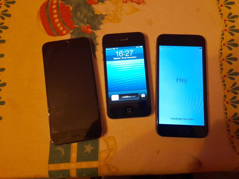 3 iphones a funcionar com alguns anos, muito bonitos.