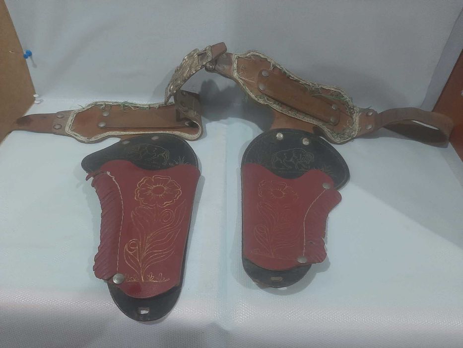 Oryginalny pas skórzany rewolwerowca Buffalo