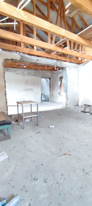 быстрый показ  В продаже  дом,  место отличное, газ, центральная вода на ж/м Покровский (Коммунар) - Кр. Камень - Парус
